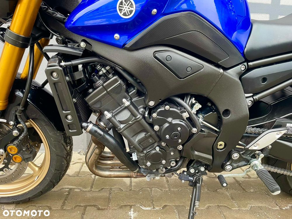 Yamaha FZ8 - 11