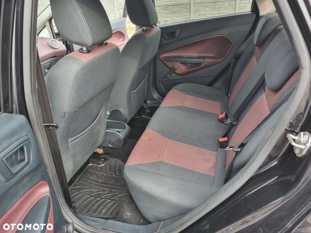 Ford Fiesta 1.25 Titanium - 14