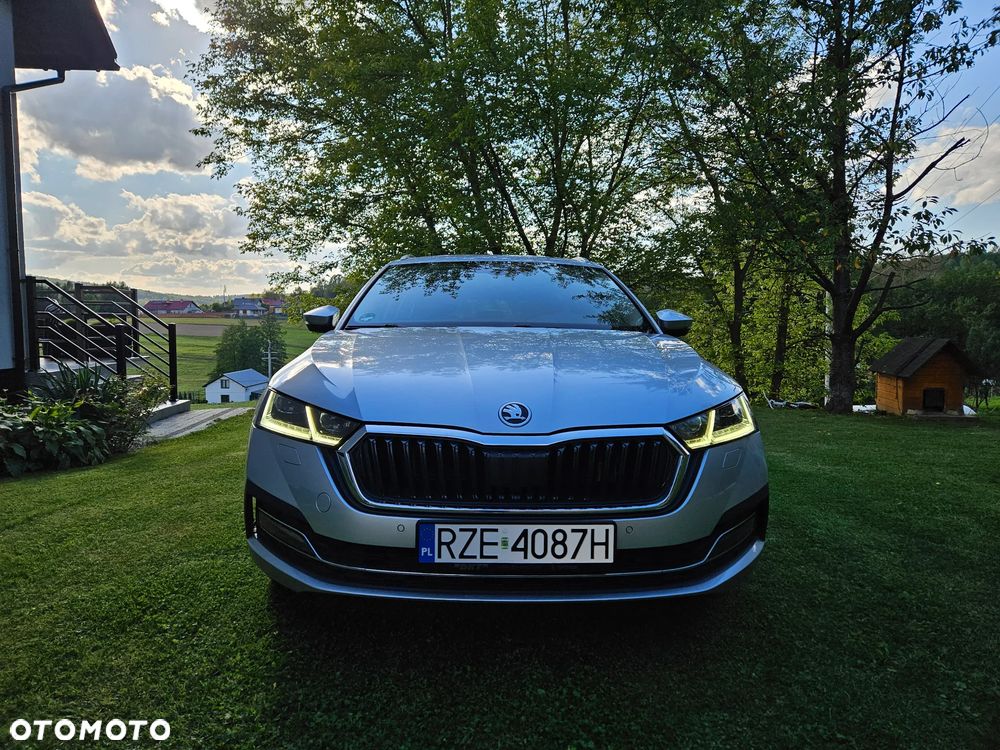 Skoda Octavia 2.0 TDI DSG Ultimate - 13