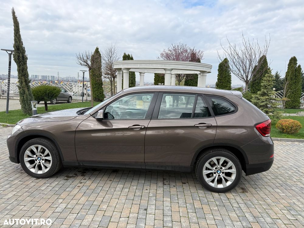 BMW X1 xDrive18d Aut. Sport Line - 6