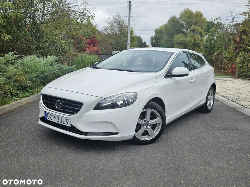 Volvo V40 2013 photo 2
