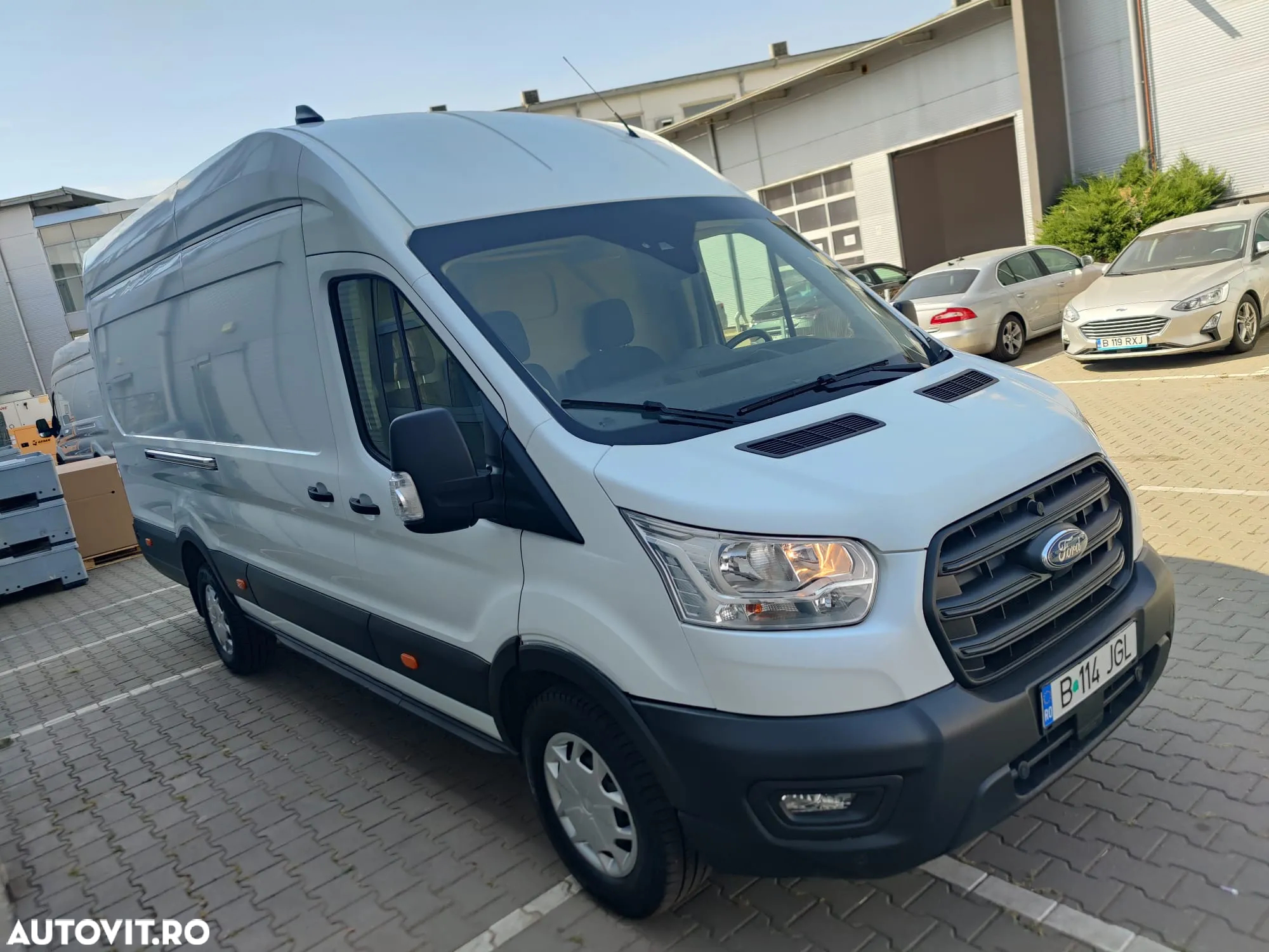 Ford Transit 350 2.0 EcoBlue 130 CP L4 DCIV RWD Trend - 9