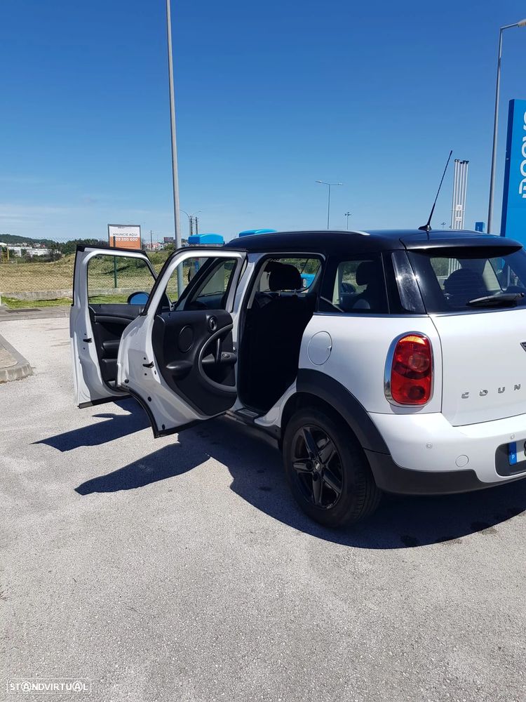 MINI Countryman One D - 2