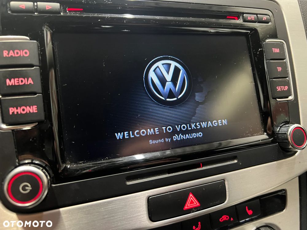 Volkswagen Passat 1.4 TSI BMT Highline DSG - 34