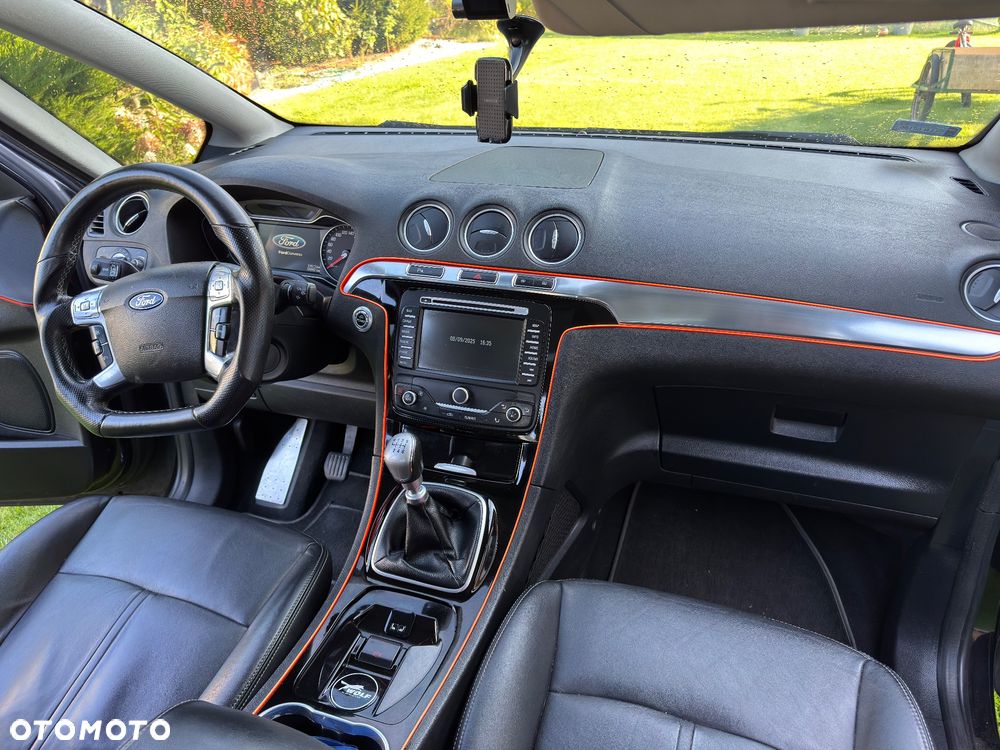 Ford S-Max 2.0 TDCi Titanium - 3