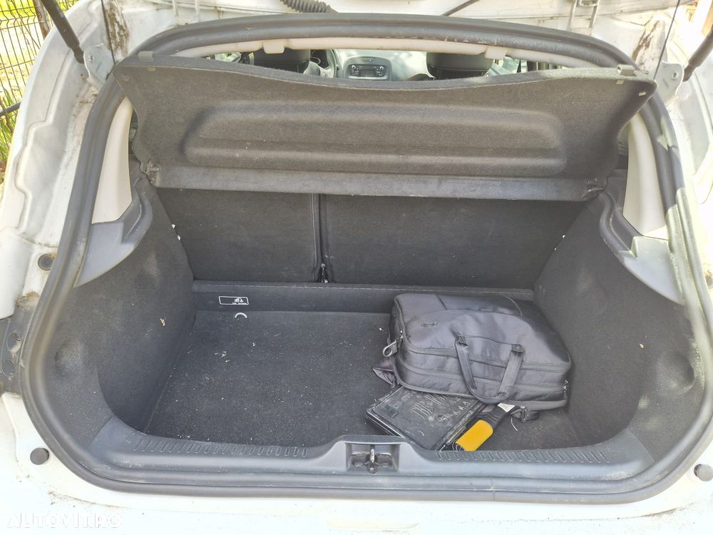 Renault Clio 0.9 TCe Authentique - 5