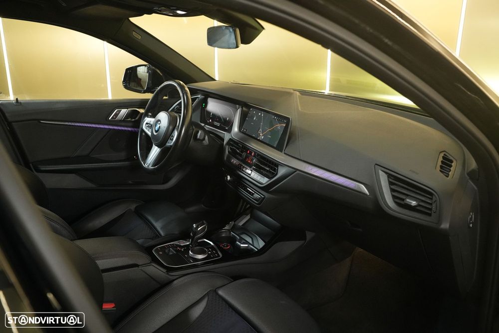 BMW 116 d Pack Desportivo M Auto - 38
