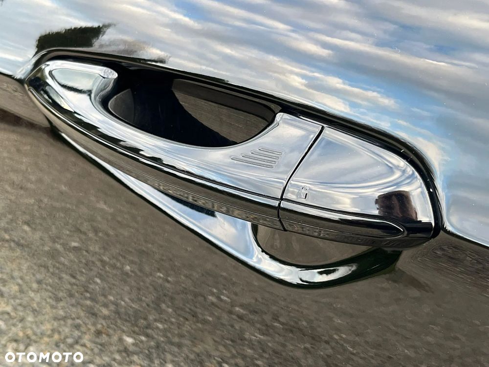 Ford Mondeo 2.0 EcoBlue Titanium - 25