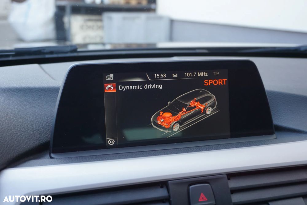 BMW Seria 3 320d xDrive Aut. Sport Line - 25