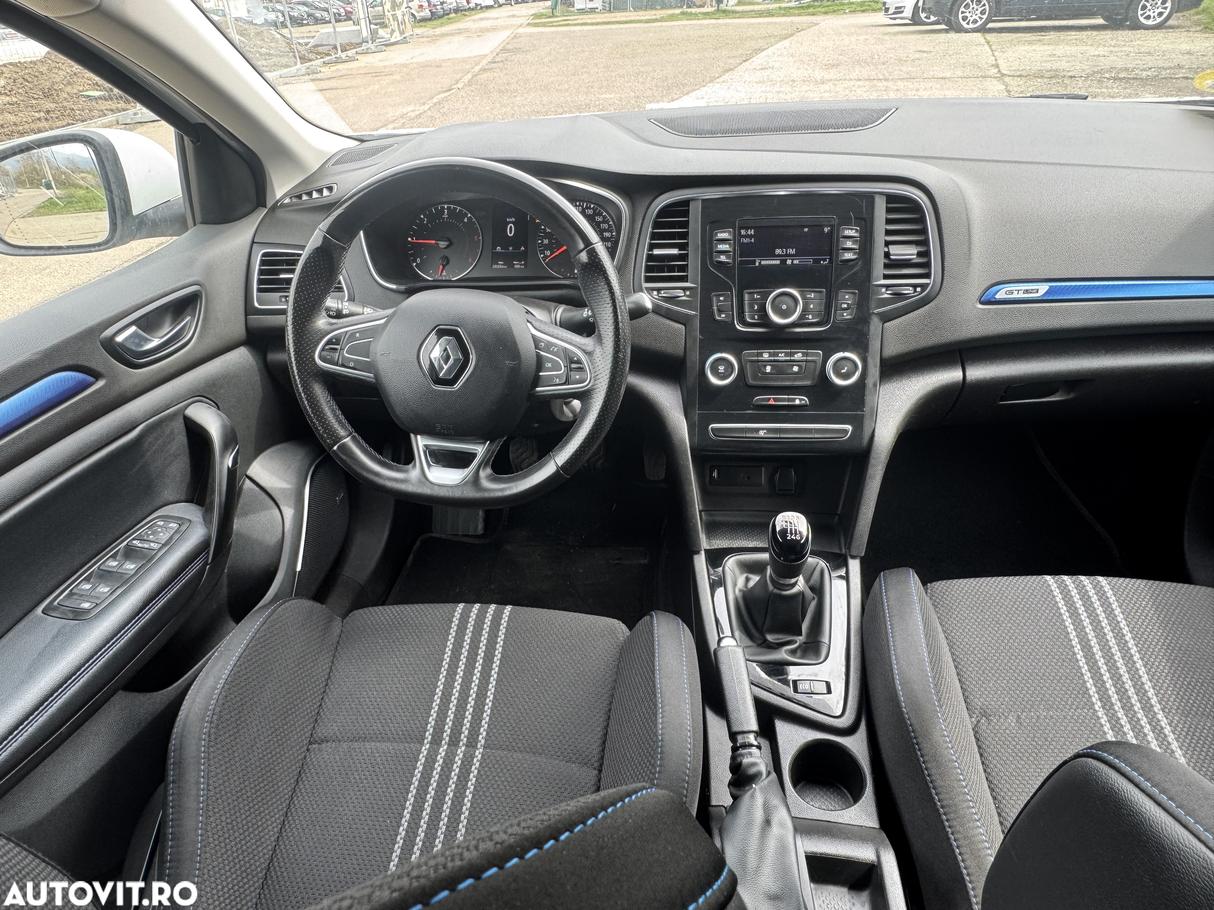 Renault Megane BLUE dCi 115 GT LINE - 7