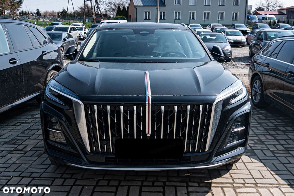 Hongqi HS3 - 2