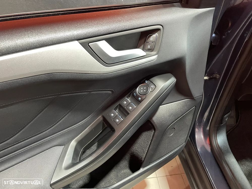 Ford Focus 1.0 EcoBoost S&S ACTIVE DESIGN - 5