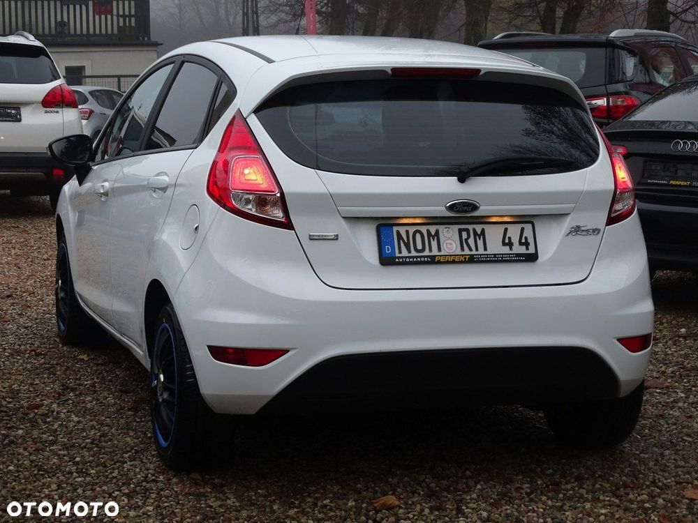Ford Fiesta - 12