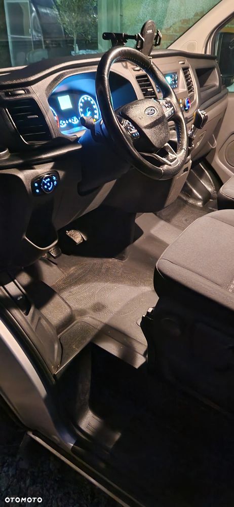 Ford Transit Custom - 12
