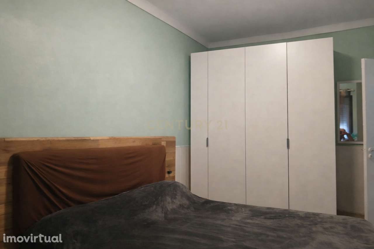 Apartamento T2 em Amadora  com espaço exterior - Grande imagem: 5/21