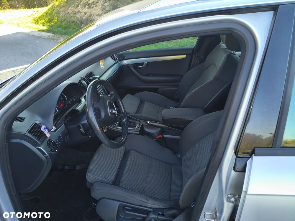 Audi A4 Avant - 8