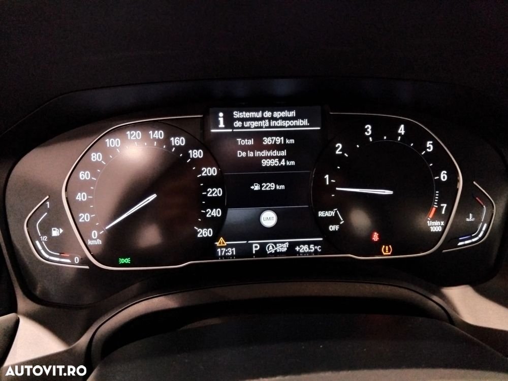 BMW Seria 3 320i xDrive AT - 12