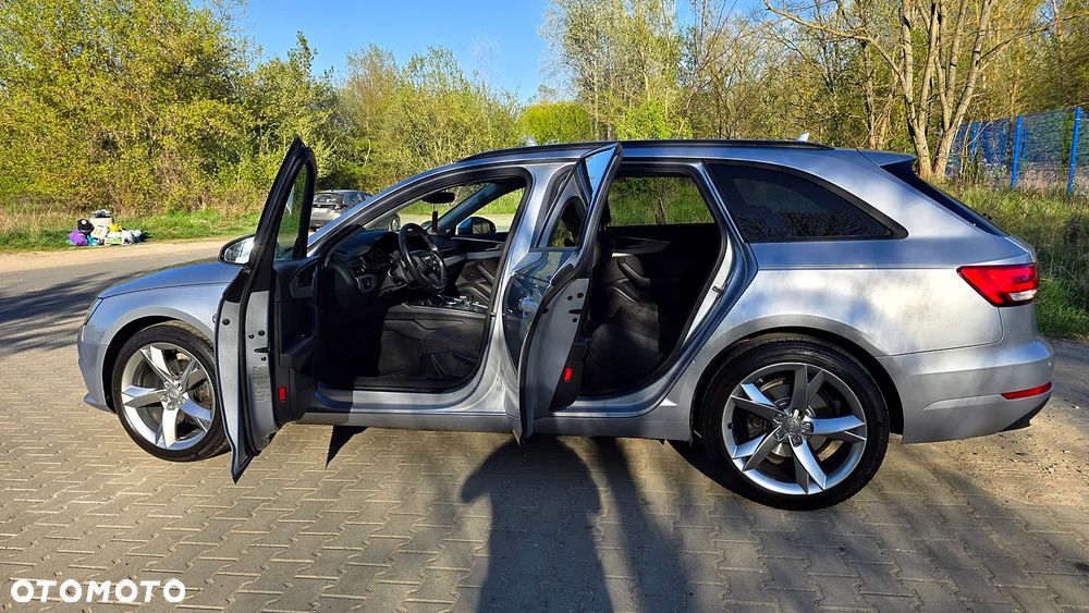 Audi A4 Avant 2.0 TDI S tronic - 12