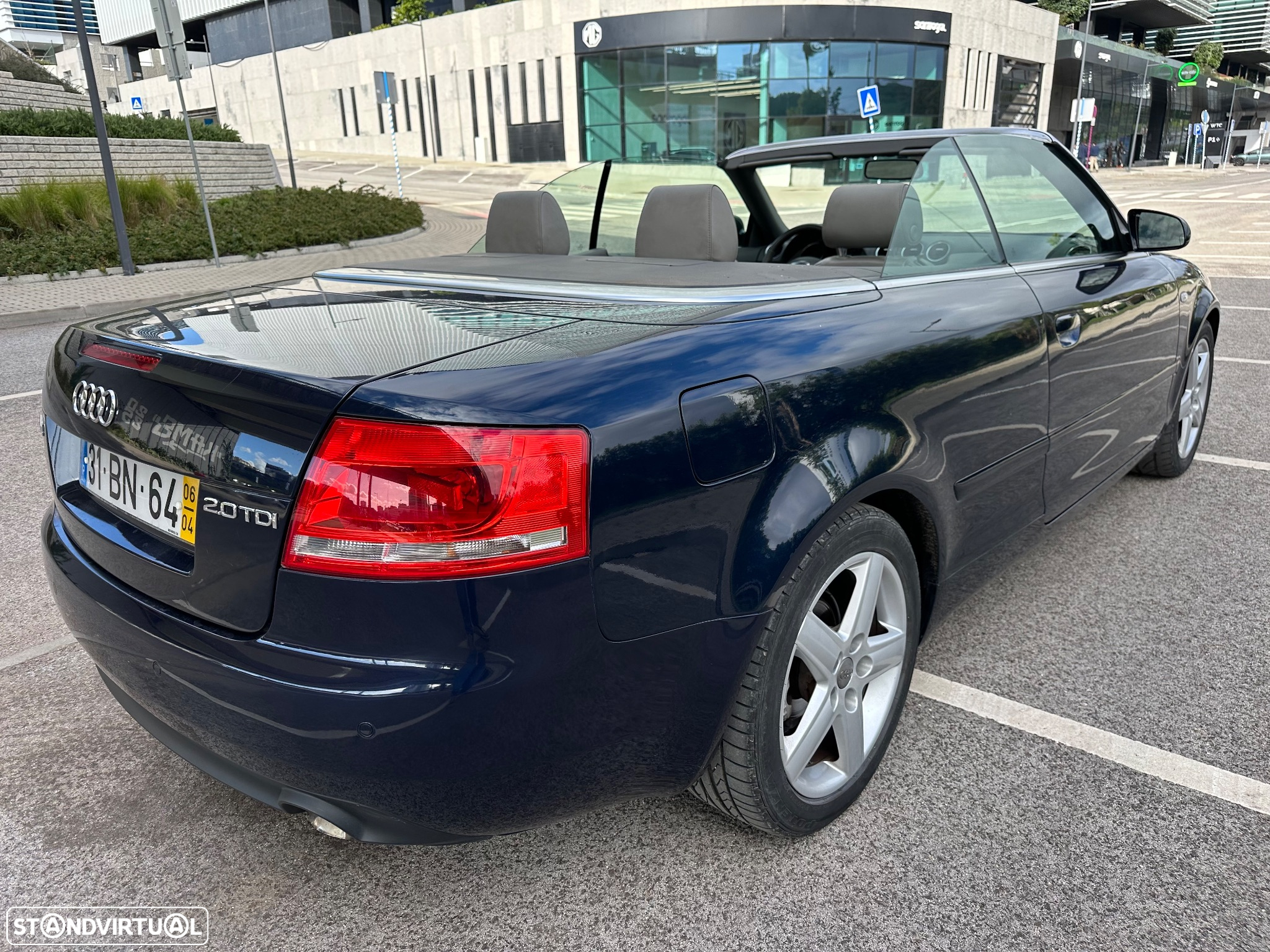 Audi A4 Cabrio 2.0 TDi Exclusive - 12