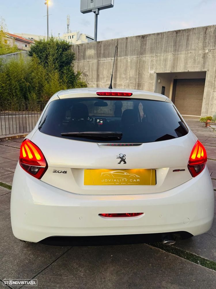 Peugeot 208 1.6 BlueHDi GT Line - 14