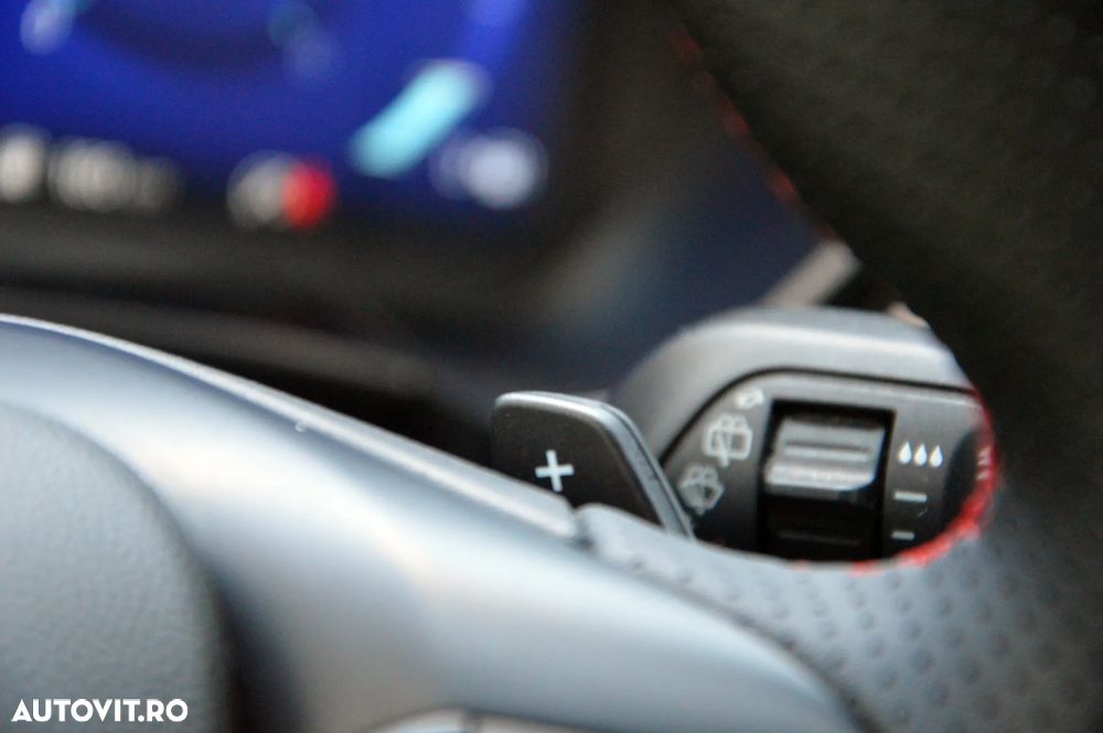 Ford Kuga 1.5 EcoBlue Aut. ST-LINE - 34