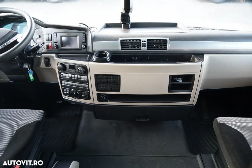 MAN TGX 18.470 / PLATĂ JOSĂ / MEGA / LOC AL CINCILEA REGLABIL / 2020 / NAVI - 31