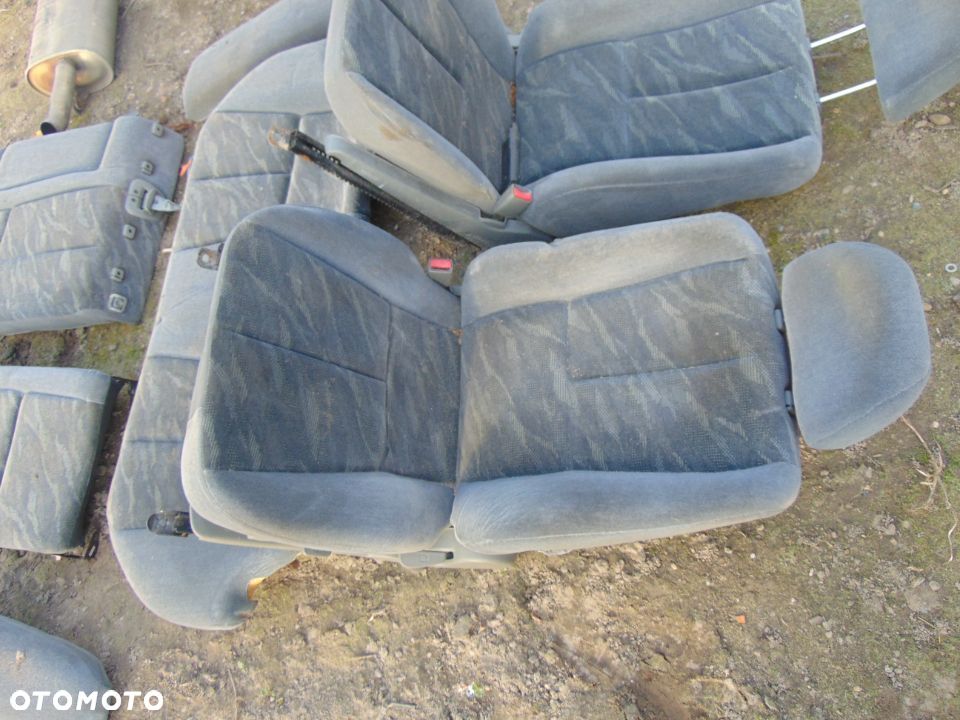 Fotele Mitshubishi Galant  Kombi komplet - 2