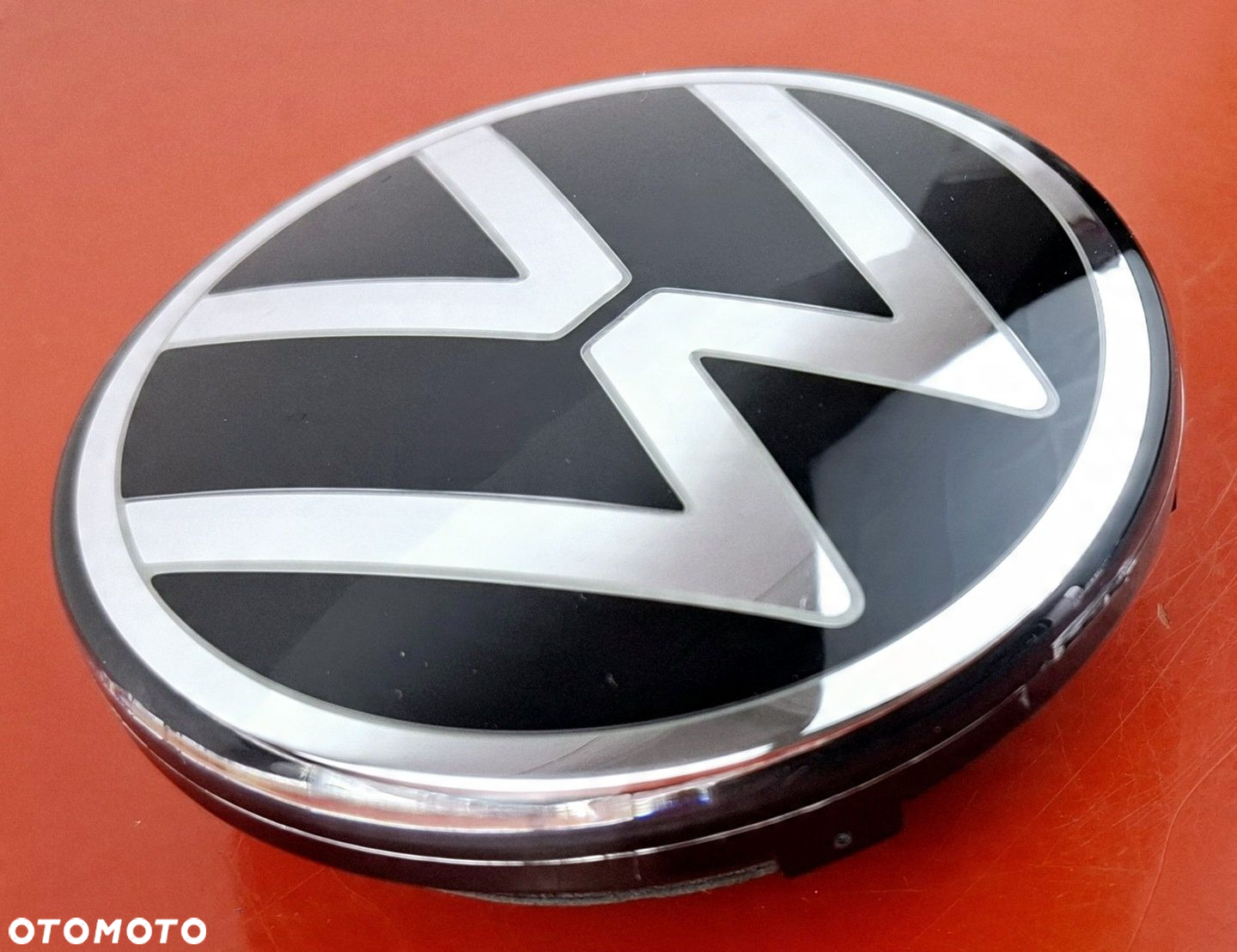 VW Volkswagen TAYRON Emblemat Logo Znaczek tylnej klapy LED 57L945307 - 4
