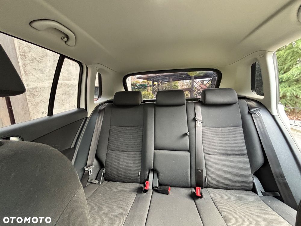 Volkswagen Tiguan - 14