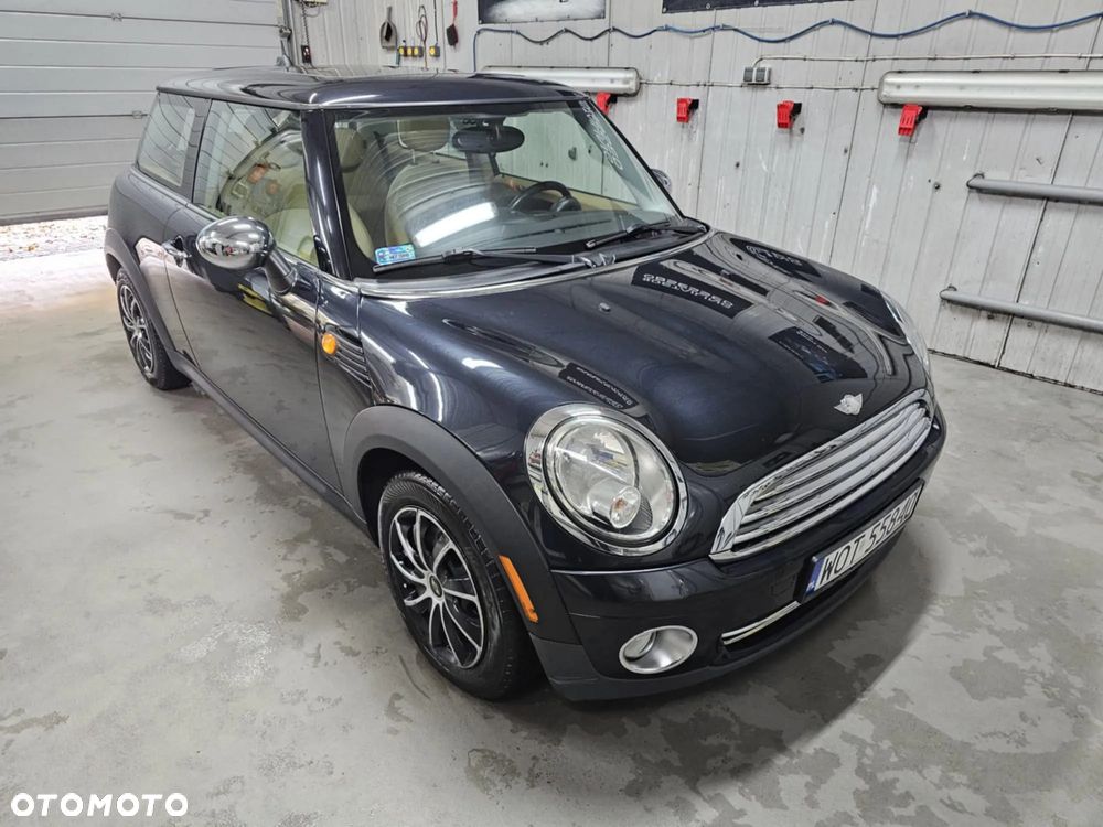 MINI Cooper Standard - 4