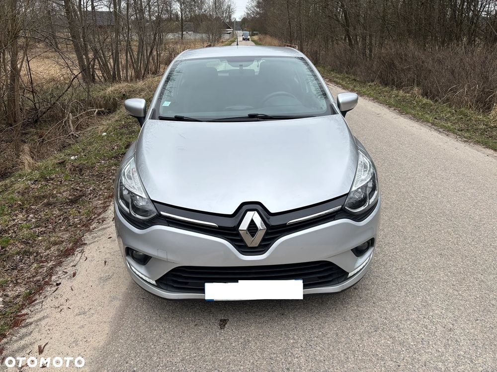 Renault Clio 1.5 dCi Alize - 9
