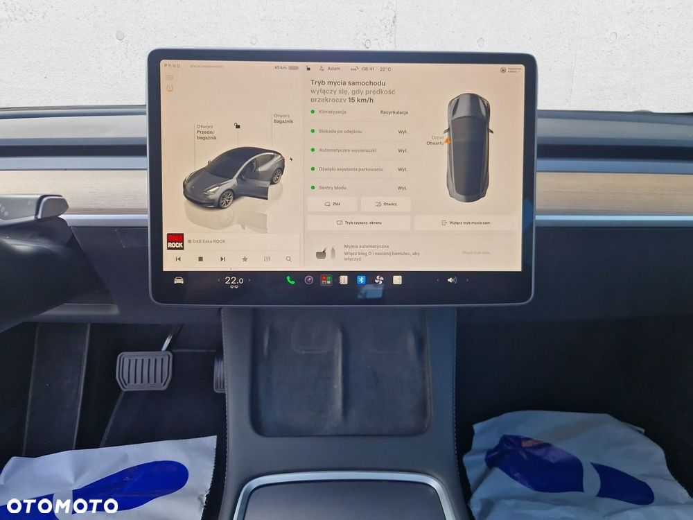 Tesla Model 3 - 18