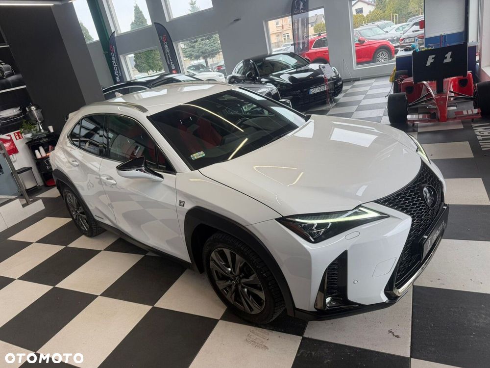 Lexus UX - 13