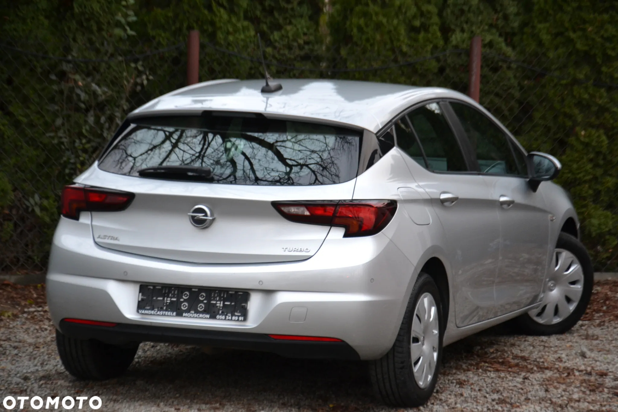 Opel Astra V 1.4 T Enjoy - 4