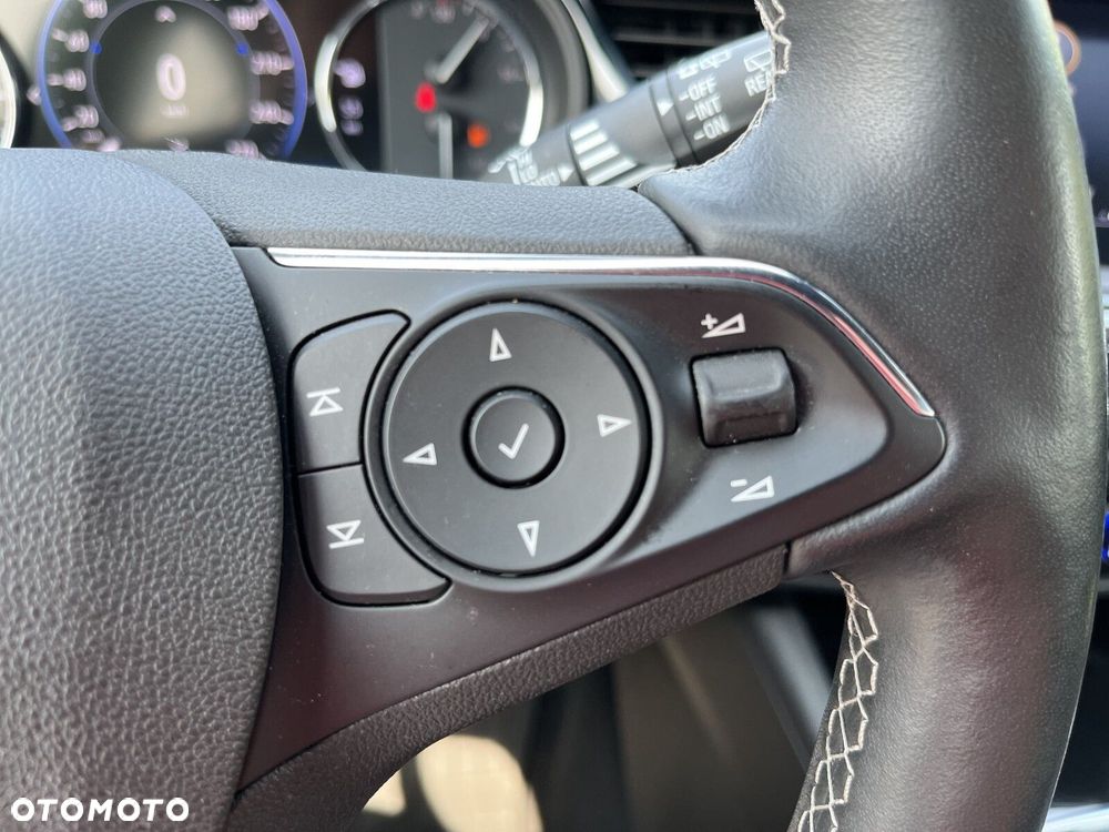 Opel Insignia - 24