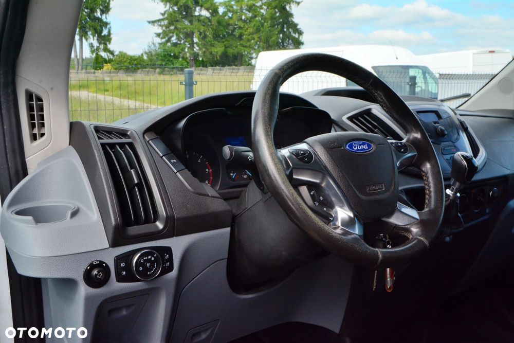 Ford Transit - 10