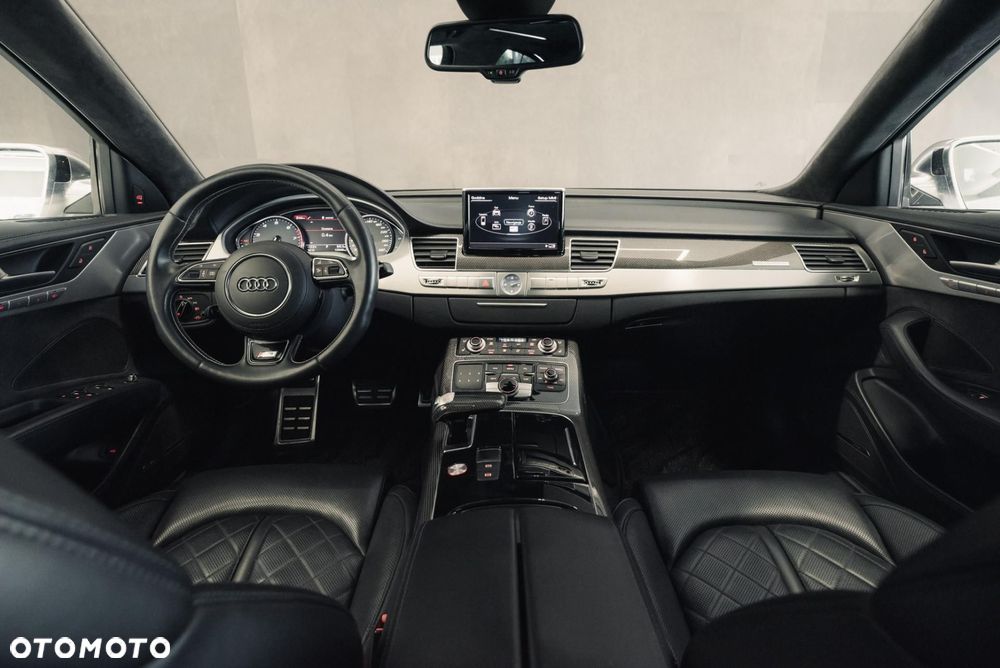 Audi S8 4.0 TFSI Quattro - 11