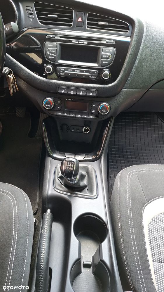 Kia Ceed - 19