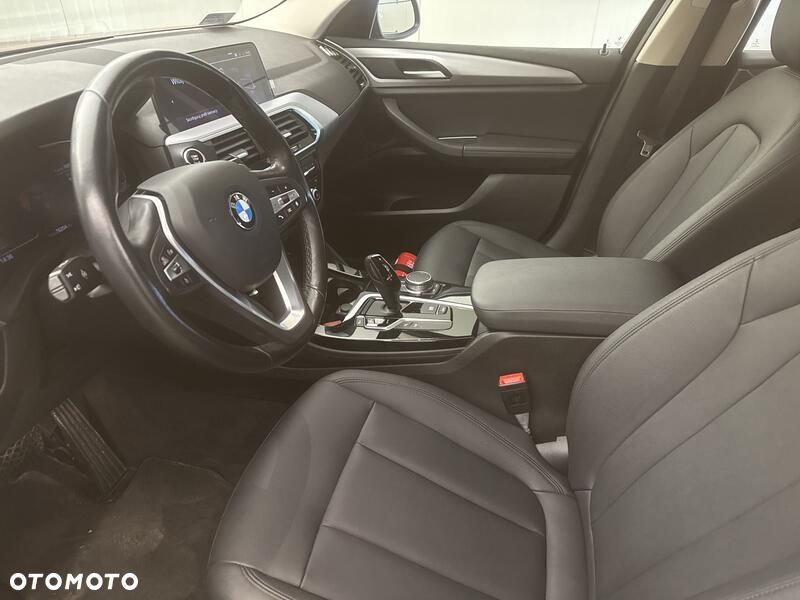 BMW X4 xDrive20i GPF sport - 11