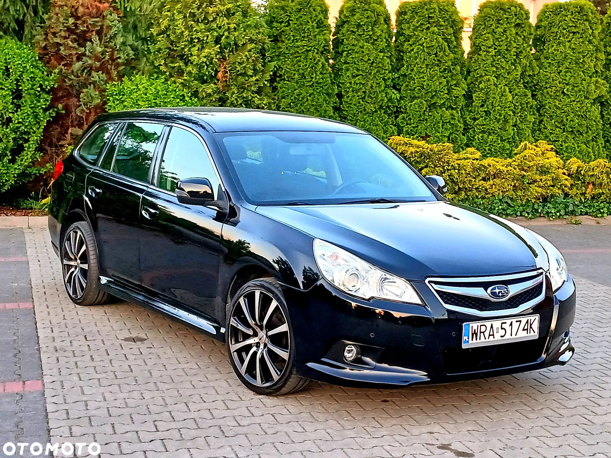 Subaru Legacy - 1