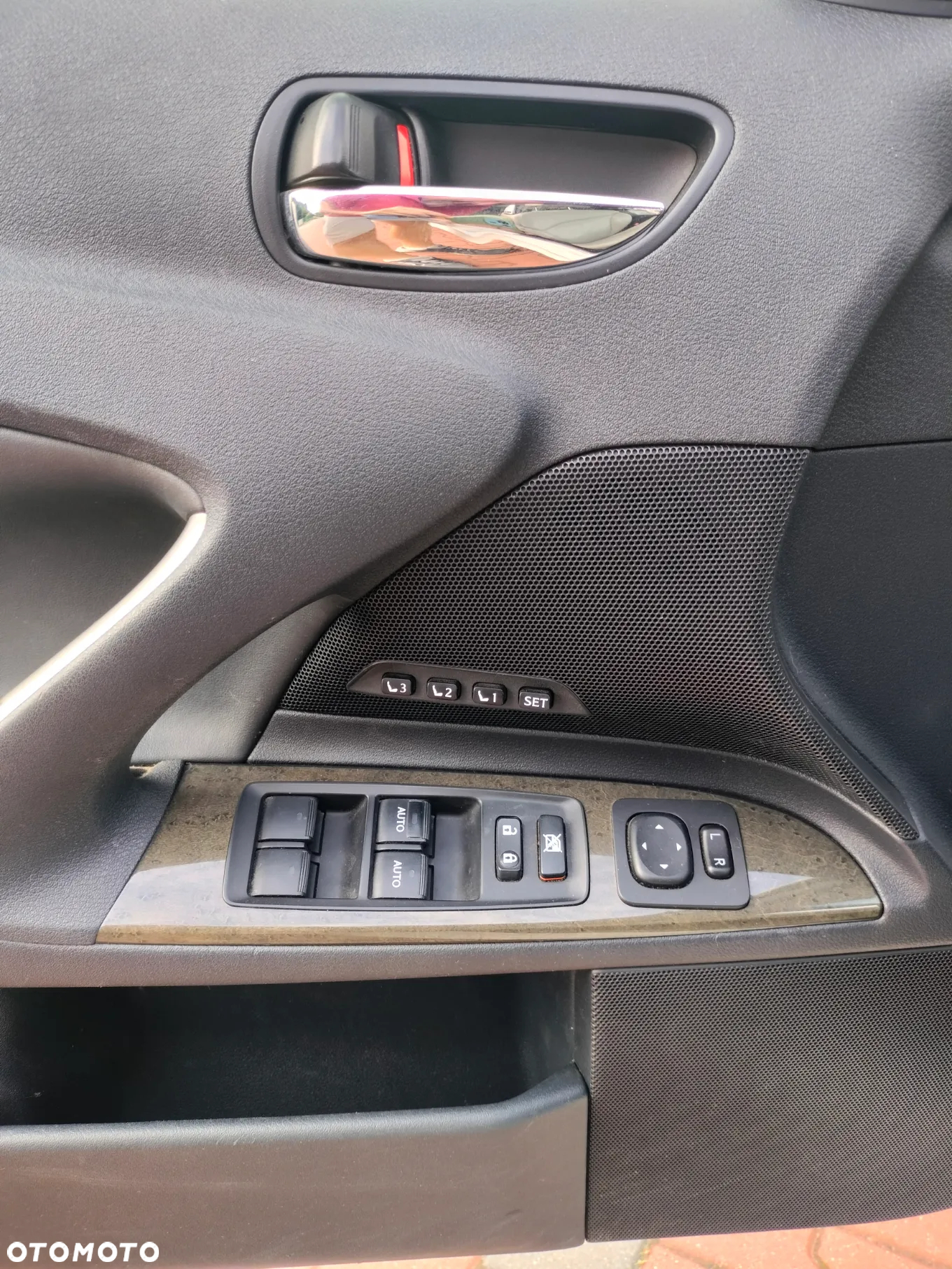 Lexus IS - 22