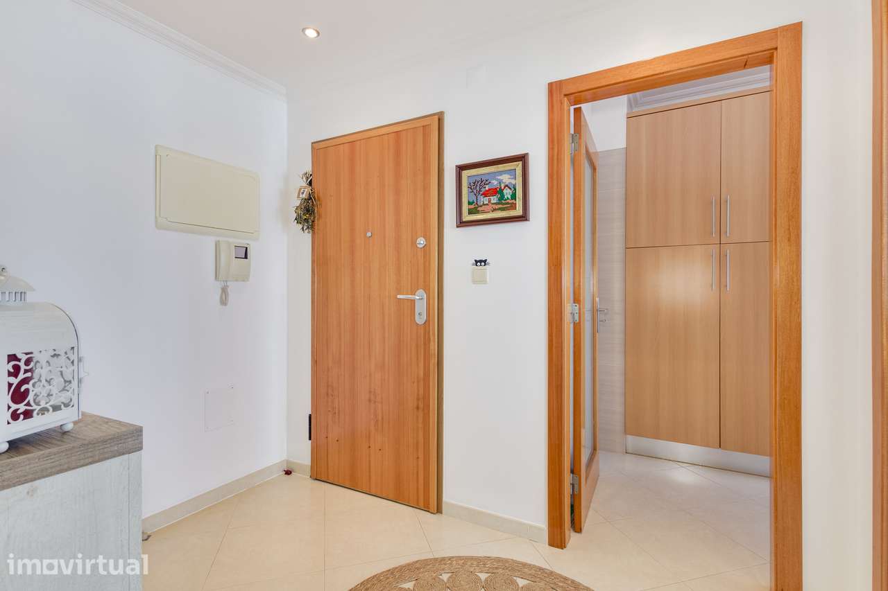 APARTAMENTO T2 | SUÍTE | LUGAR DE ESTACIONAMENTO | VIALONGA - Grande imagem: 2/38