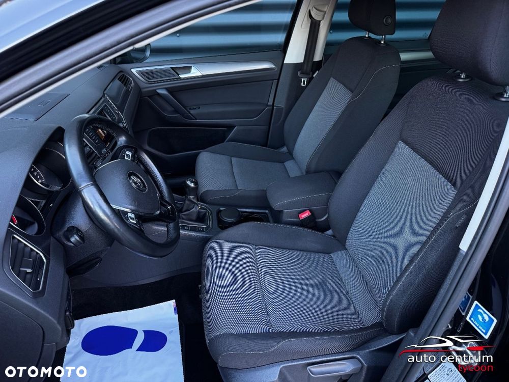 Volkswagen Golf Sportsvan - 36