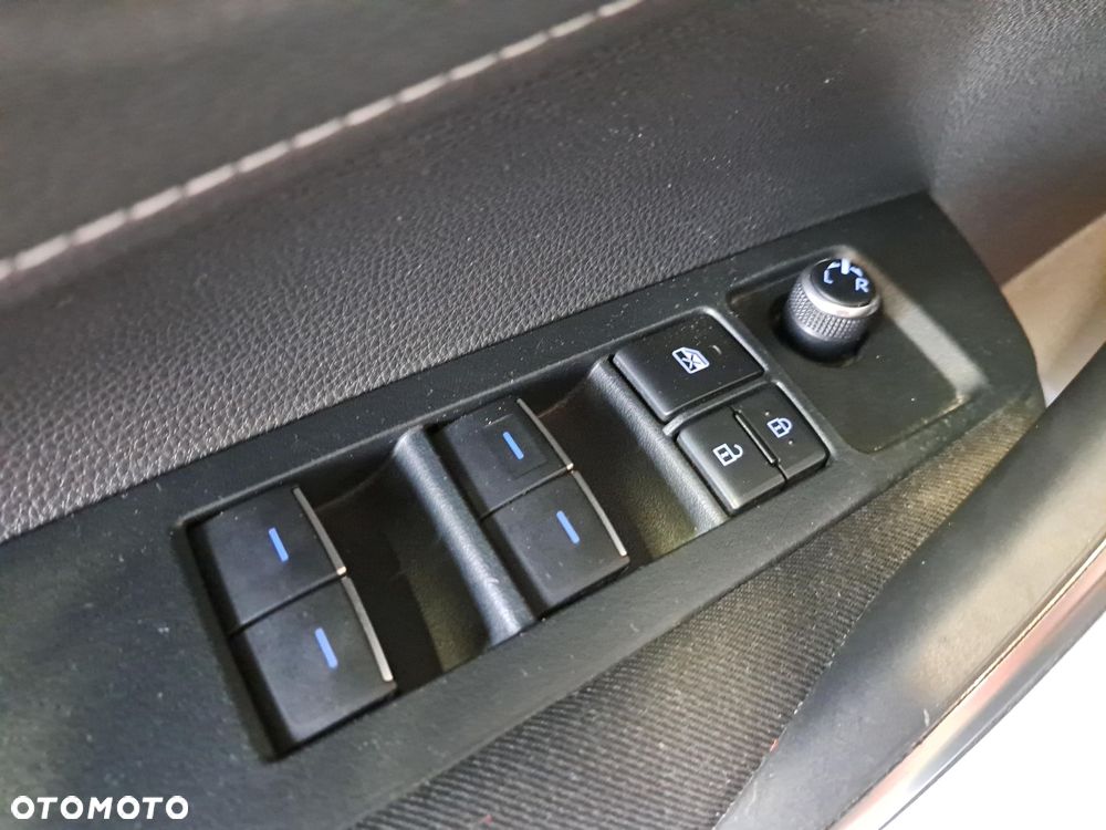 Toyota Corolla 1.2 T Comfort - 33