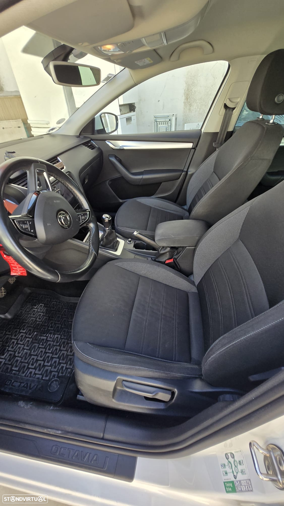 Skoda Octavia Break 1.6 TDi Business Line - 11