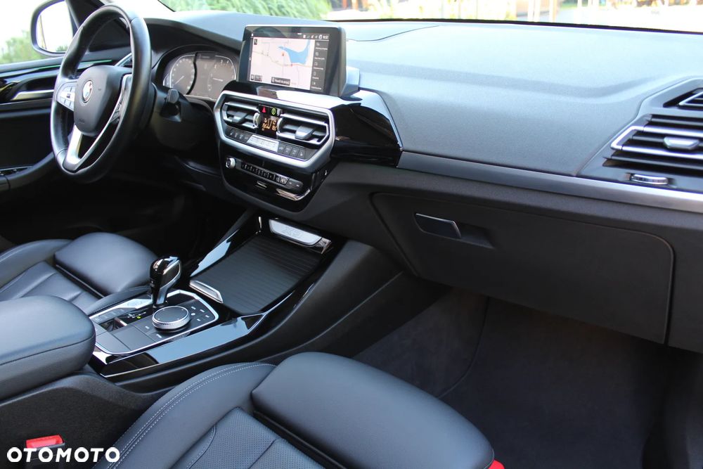 BMW X3 xDrive20i - 18