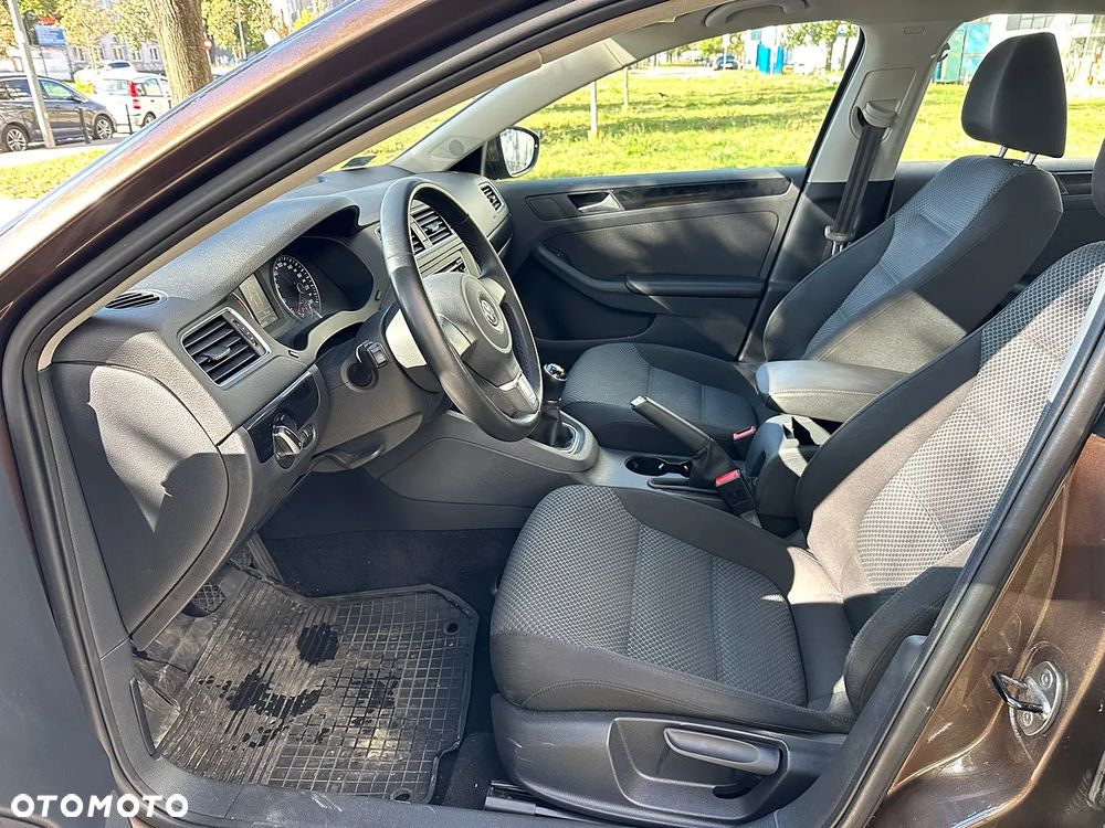 Volkswagen Jetta 1.4 TSI Comfortline - 9