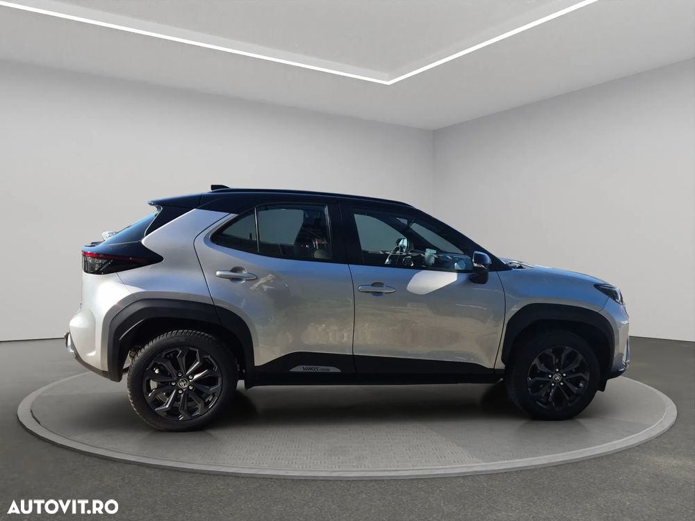 Toyota Yaris Cross - 10