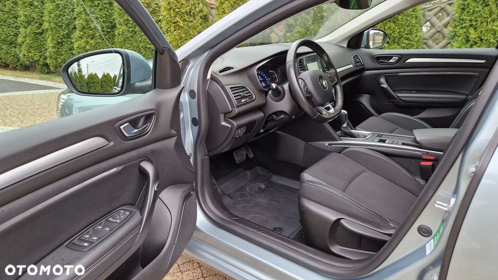 Renault Megane 1.3 TCe FAP Intens EDC - 9
