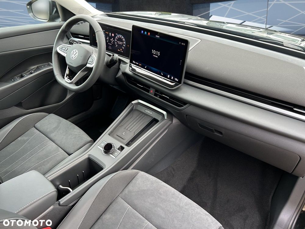 Volkswagen T-Roc - 14
